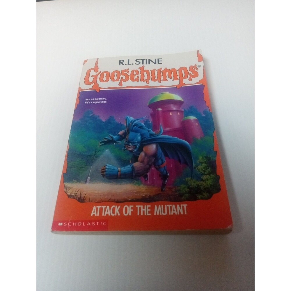 Vintage #25 Attack Of The Mutant R. L. Stine Goosebumps Scholastic Book